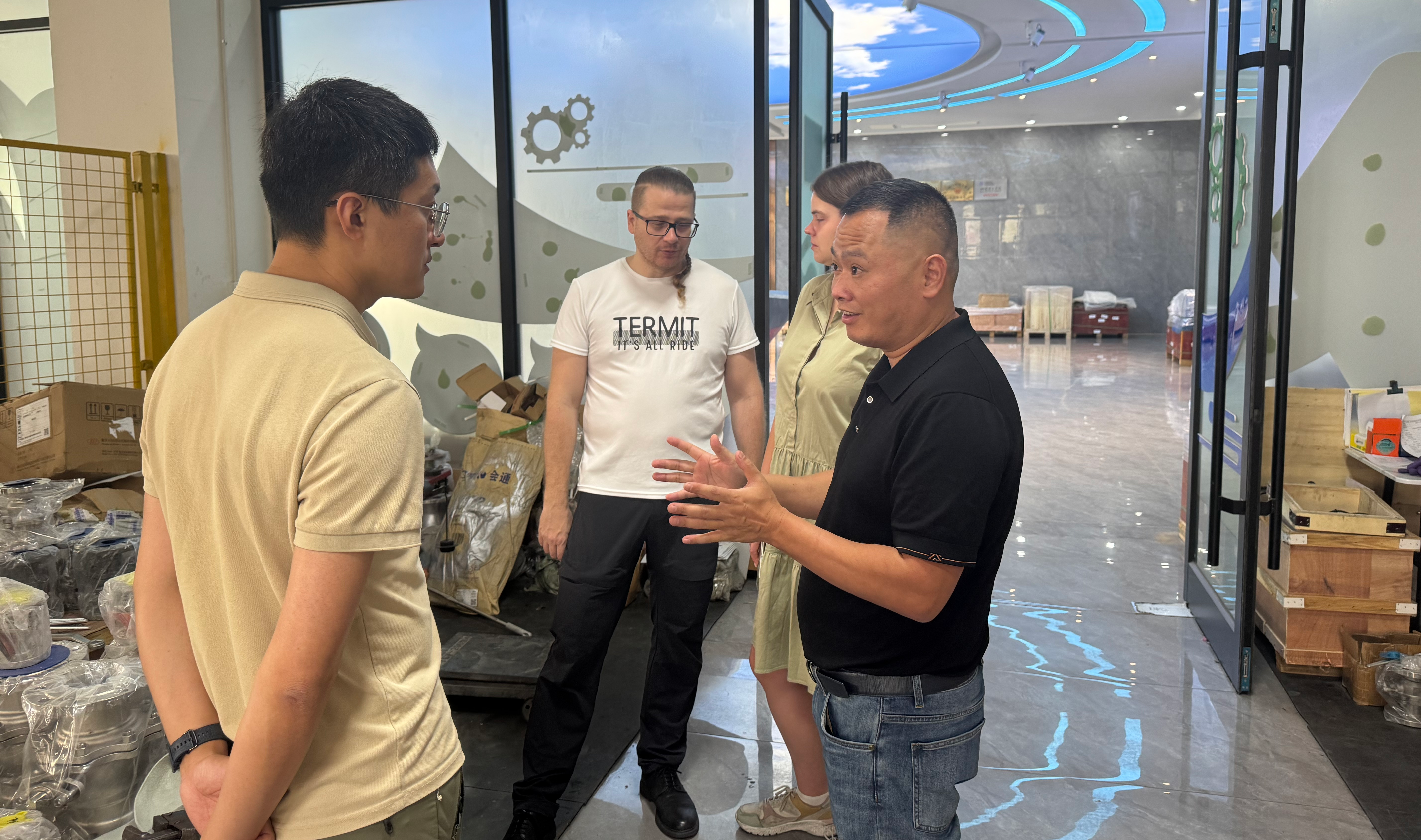 欧美客户考察公司